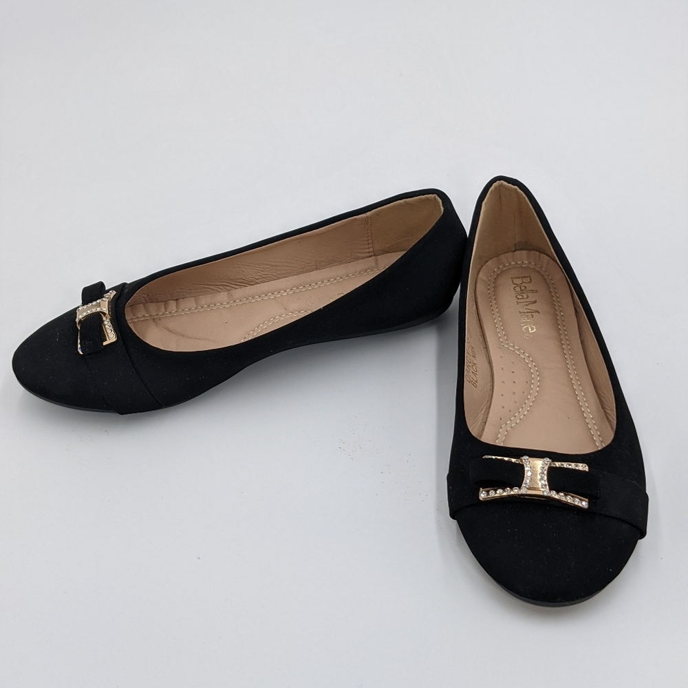 Bella Marie black flats